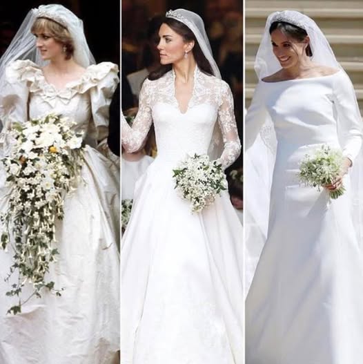 Look Closely The photographer recognized he had captured something strange after taking this picture. He didn’t know how unique the photograph was until he checked it…check the first comment